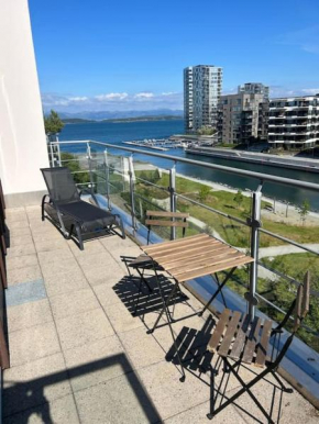 Beautiful apartment available for ONS!